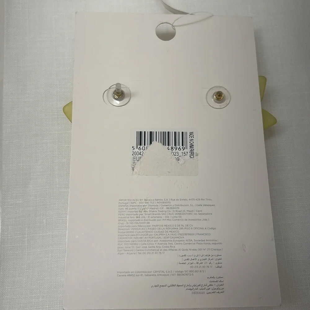 NWT TRENDY collection yellow flower post earrings - Picture 3 of 3